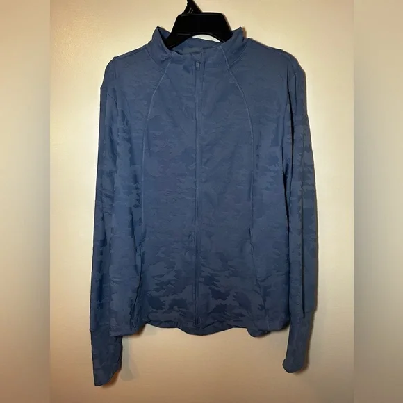 Spyder Women's Embossed Camo Full Zip Active Jacket XL - Picture 4 of 15